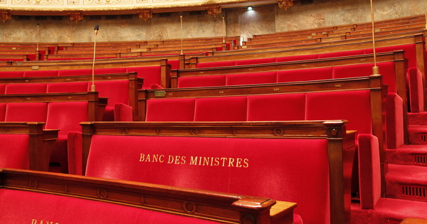La dissolution de l'Assembl�e nationale balaie l'agenda l�gislatif