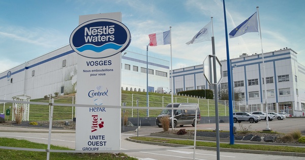 Surexploitation de la nappe de Vittel�: nouvel �clairage sur des forages de Nestl� Waters