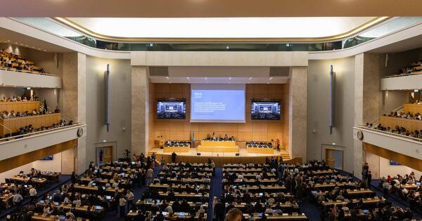 Trait� plastique�: point d'�tape de la sixi�me session de n�gociations