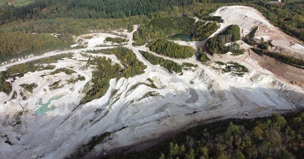 La France poursuit sa qu�te de m�taux rares