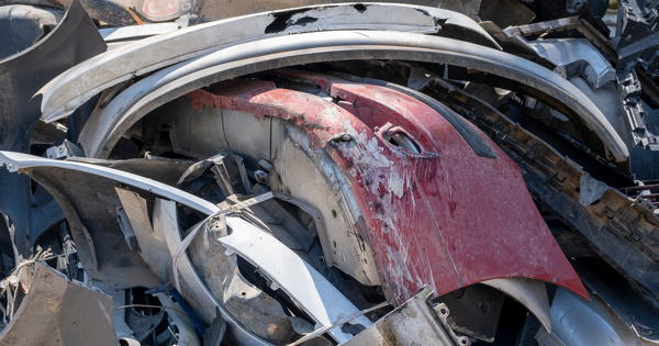 VHU�: le Parlement europ�en veut repousser l'objectif d'incorporation de plastique recycl�