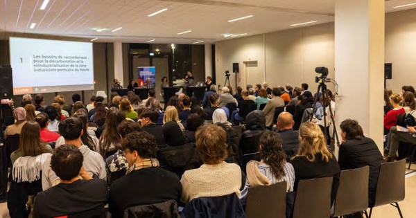 L'impact environnemental des projets d'�lectrification de RTE inqui�te le public