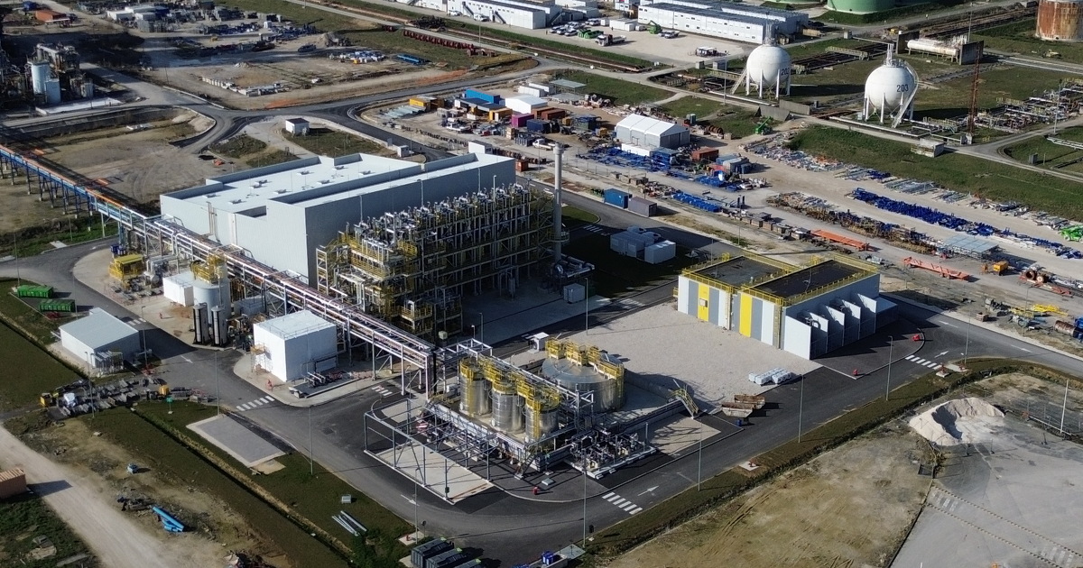 Recyclage chimique�: TotalEnergies lance la production de l'unit� de pyrolyse de Grandpuits