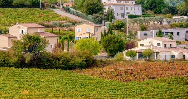 Les d�put�s adoptent le projet de loi d'urgence agricole