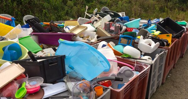 D�chets plastiques�: la fermeture des fronti�res europ�ennes accentue la pression sur les recycleurs