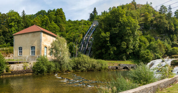 Apr�s la loi hydro�lectricit�, les op�rateurs fixent leurs conditions pour investir