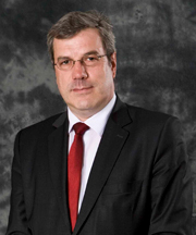 Jean-Claude Guillaneau est nomm Prsident de CFG Services