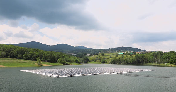 Le solaire flottant se dveloppe en Auvergne-Rhne-Alpes