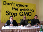 Photo Conférence contre les OGM
